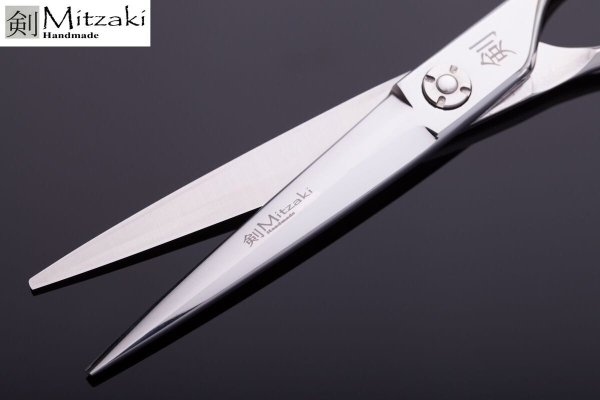 MITZAKI-Sword VK-edition   (6.0 Zoll) ,enorm belastbar,ERGOFORM, PREMIUM Handschliff, perfekte Scliceschere, robuste Scherenblätter aus japanischem V-Stahl, preislich unschlagbar